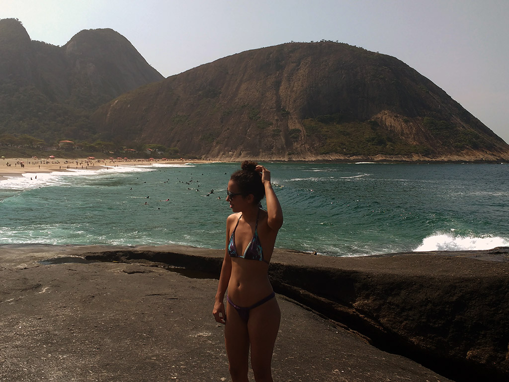 Praia de Itacoatiara, na cidade de Niterói