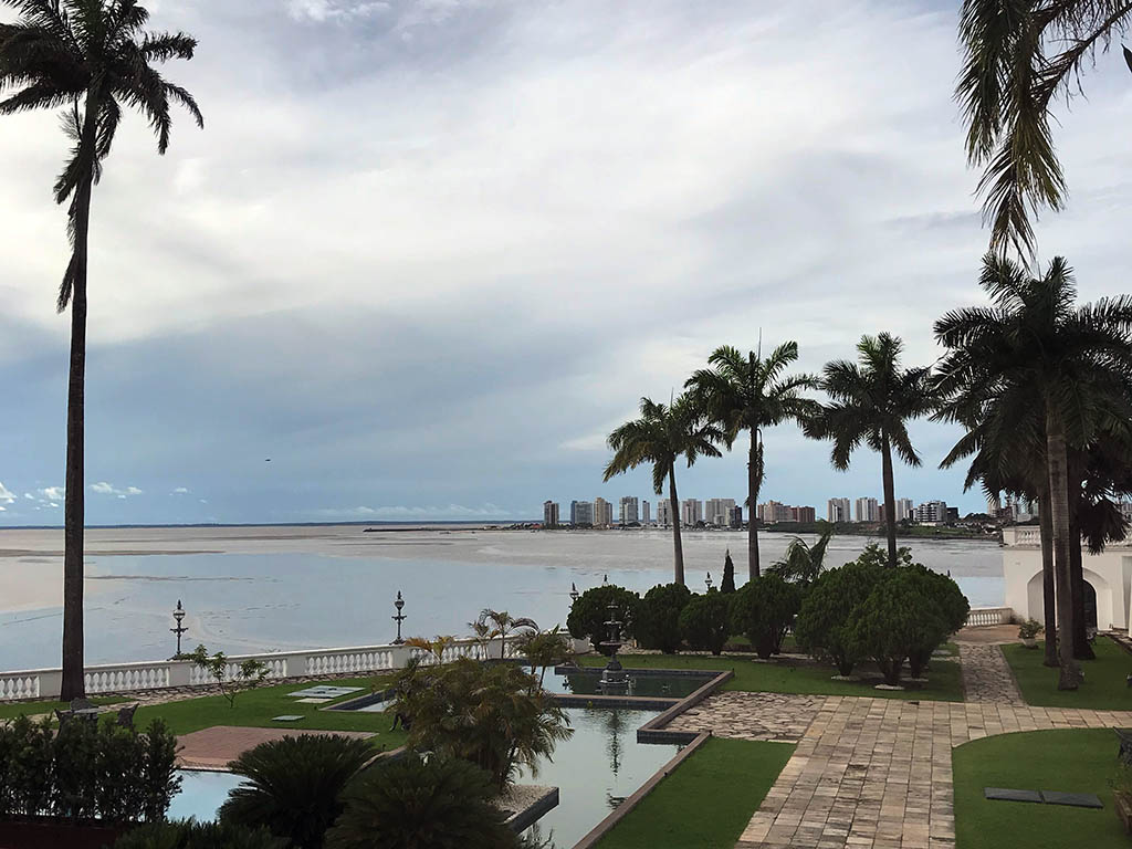 Vista do Palácio dos Leões