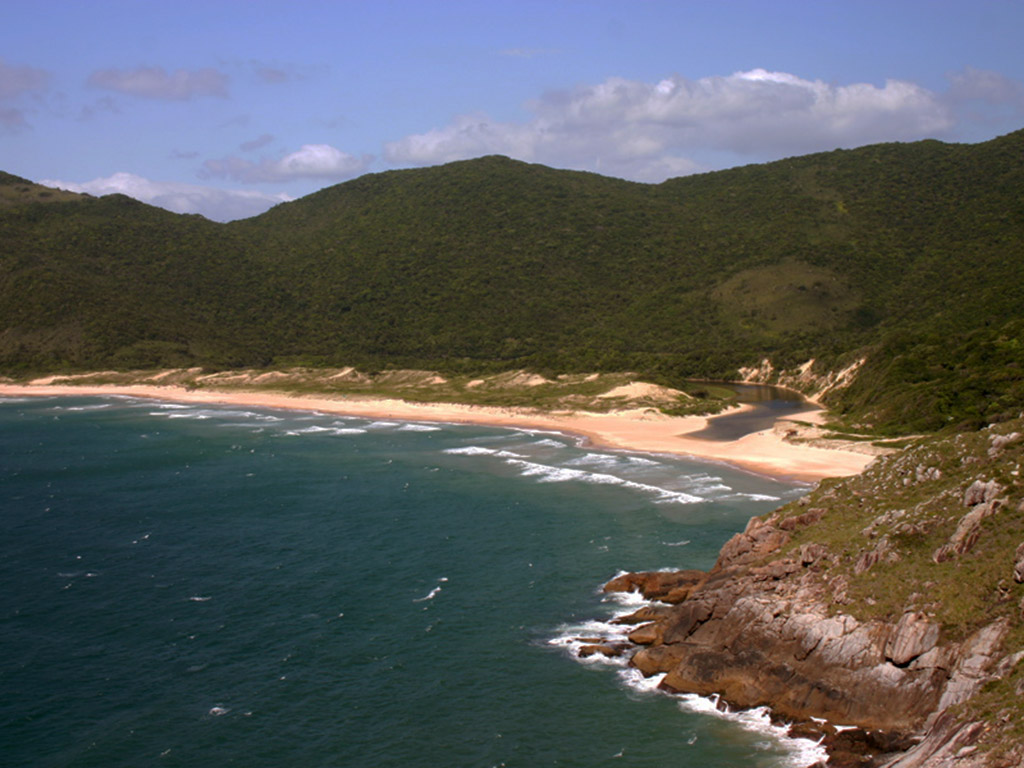 Praia da Lagoinha do Leste em Florianópolis