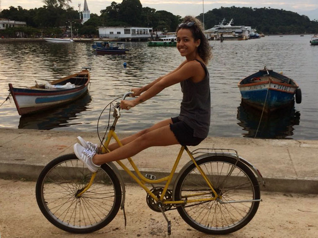 Passeio de bicicleta na Ilha de Paquetá