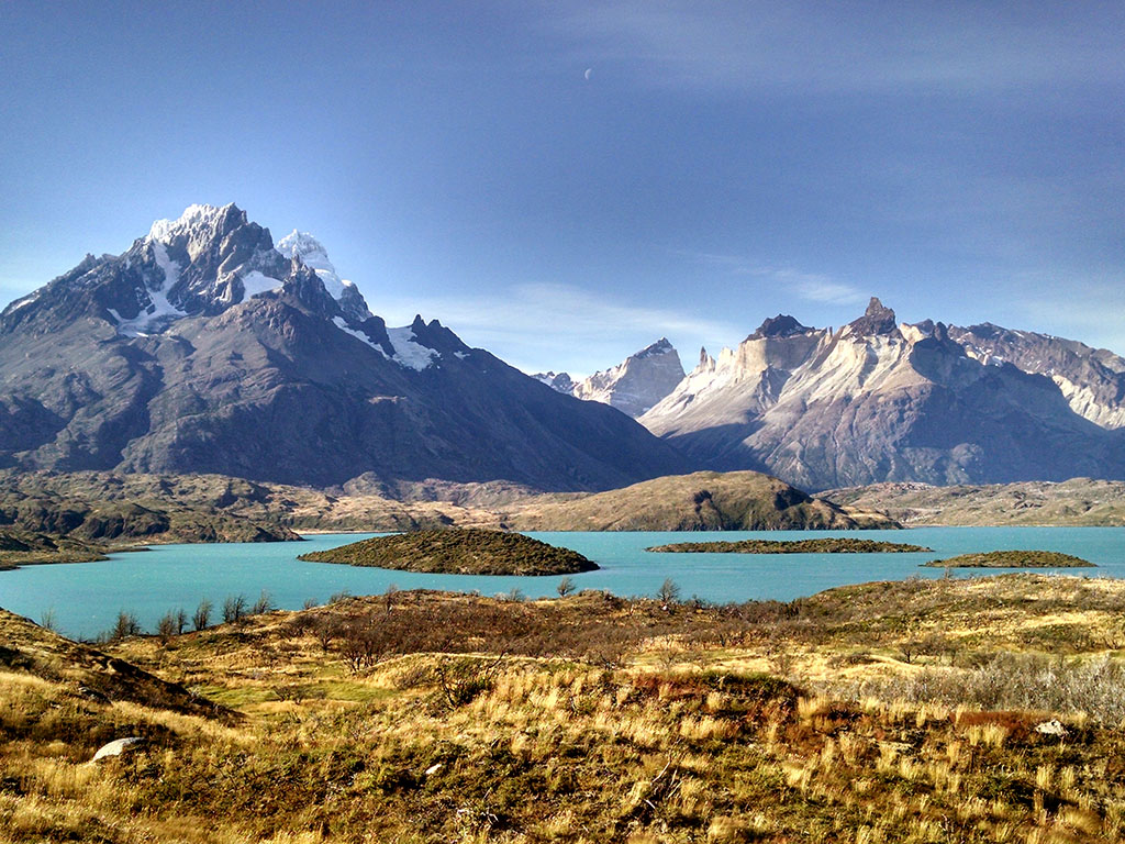 Torres del Paine no Chile, um dos exemplos de parques nacionais pelo mundo